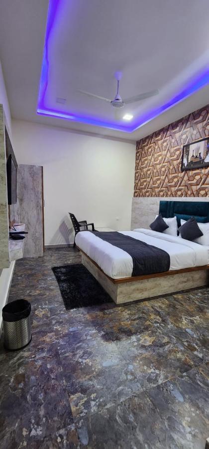 Hotel Sunrise วาโดดารา ภายนอก รูปภาพ